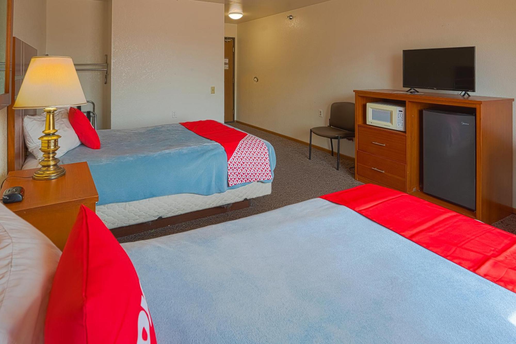 Oyo Hotel Redwood Falls Near Jackpot Casino 外观 照片