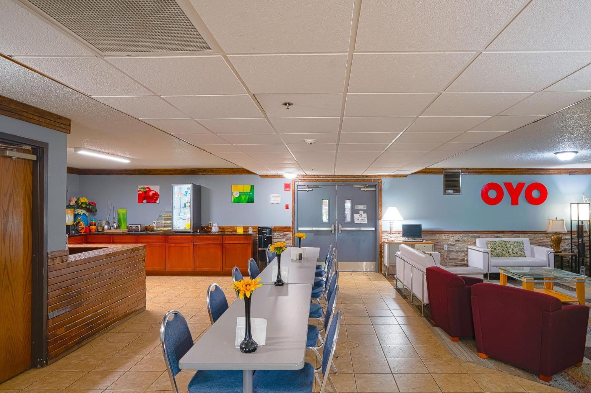 Oyo Hotel Redwood Falls Near Jackpot Casino 外观 照片
