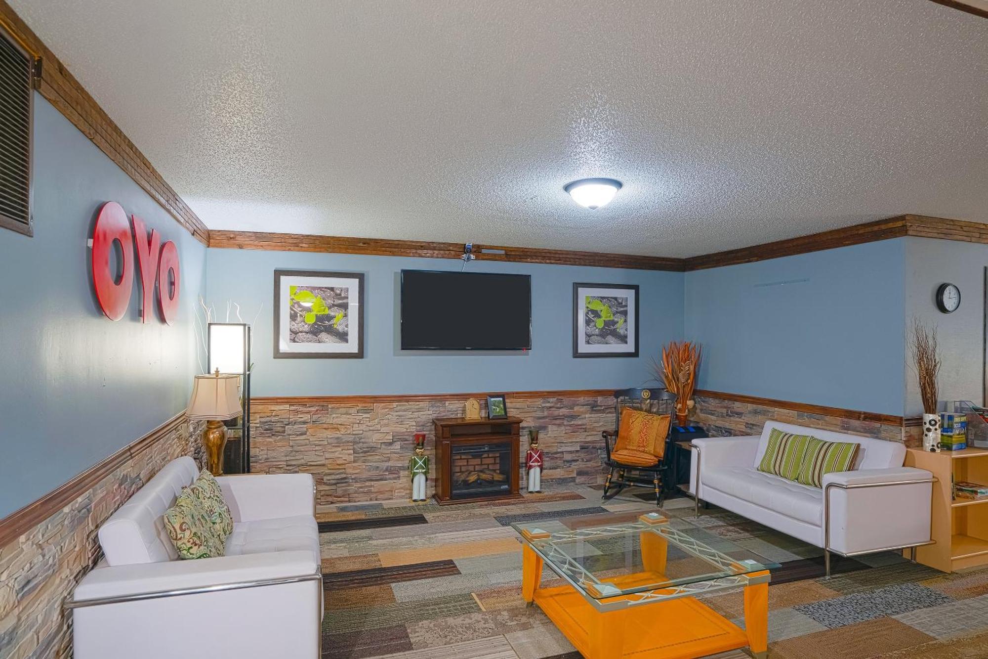 Oyo Hotel Redwood Falls Near Jackpot Casino 外观 照片